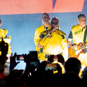 Devo