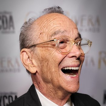 Joel Grey
