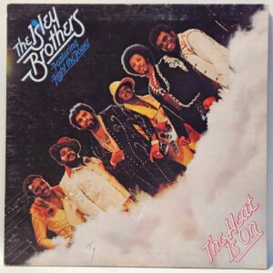 The Isley Brothers - The Heat Is On - 1975 - EX - Ultrasonic Clean