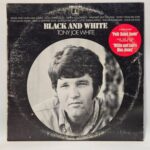 Tony Joe White - Black And White