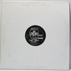 Tha-Riot - We Riot